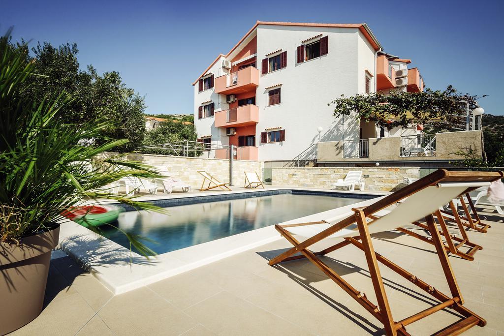 Apartments Martina Primošten Extérieur photo